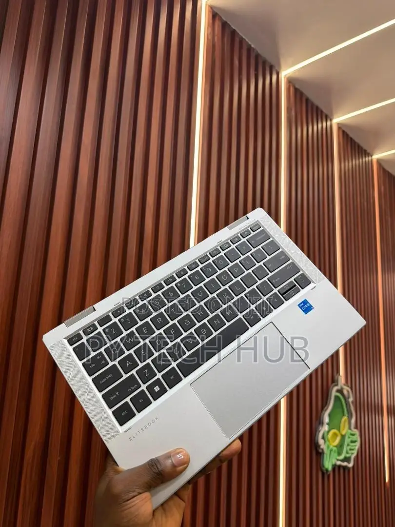 Laptop HP EliteBook 1040 G8 16GB Intel Core i7 SSD 256GB