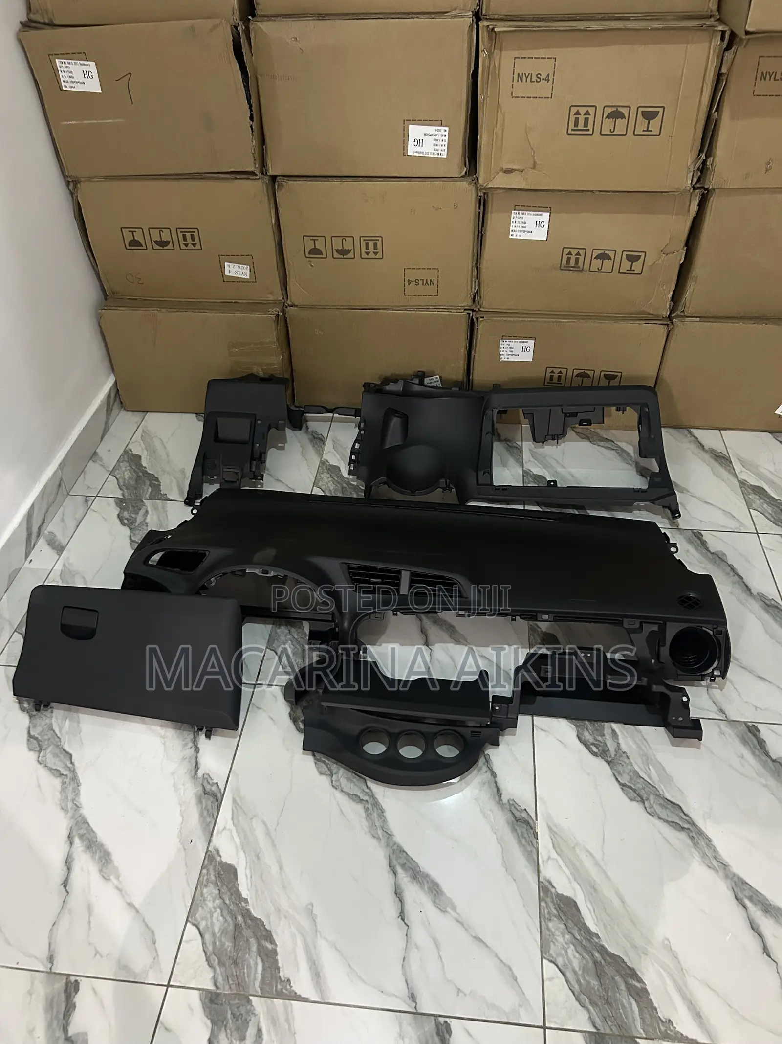 Toyota Vitz Dashboard