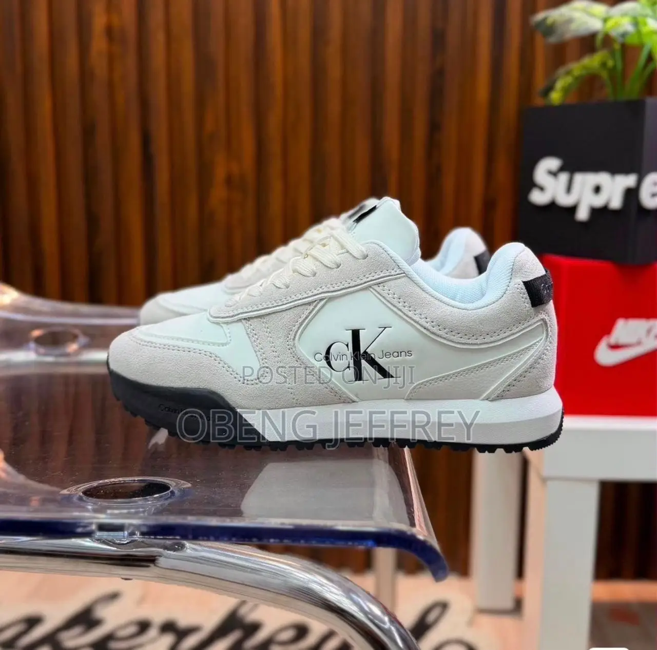 Original Calvin Klein Toothy Runner in Colours