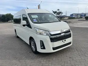 Toyota HiAce 2023 White