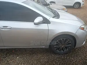 Toyota Corolla S 4dr Sedan (1.8L 4cyl CVT) 2016 Silver
