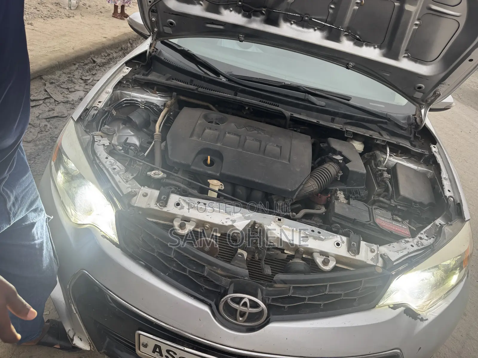 Toyota Corolla S 4dr Sedan (1.8L 4cyl CVT) 2016 Silver