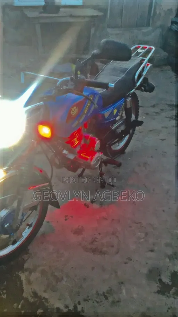Royal RY125 2021 Blue
