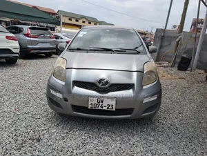 Toyota Vitz 1.5 FWD 5dr 2008 Silver