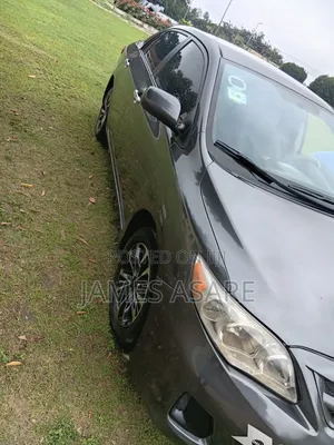 Toyota Corolla 2012 Gray