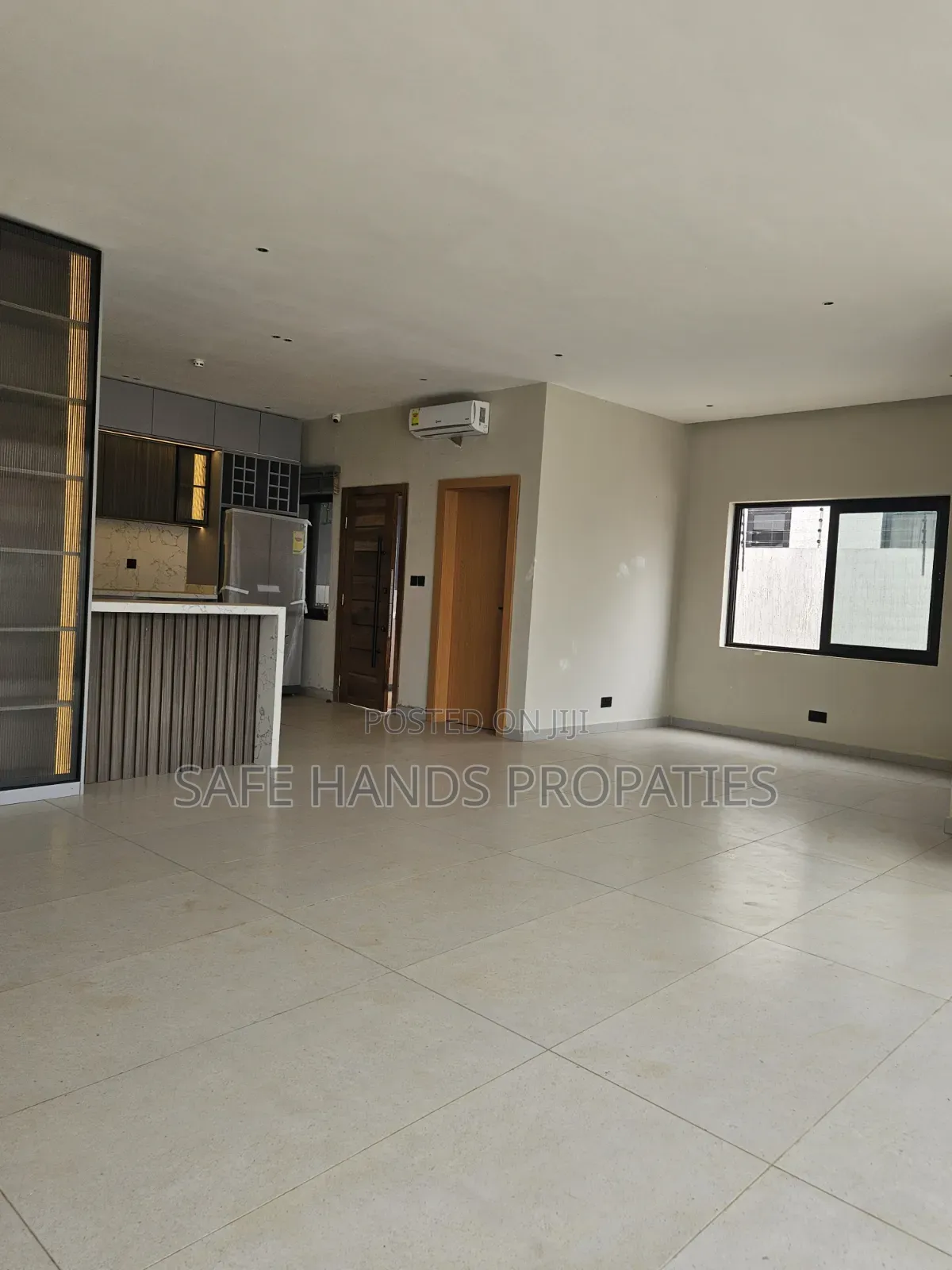3bdrm House in Lakeside Estate, Accra Metropolitan for sale