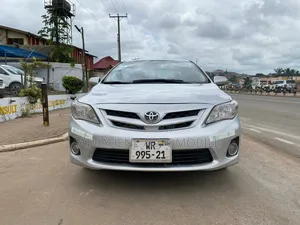 Toyota Corolla 2013 Silver