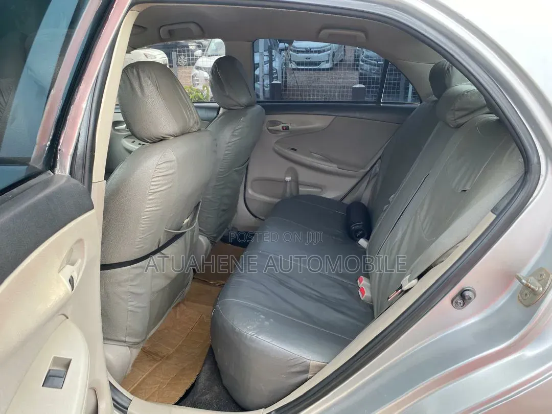Toyota Corolla 2013 Silver