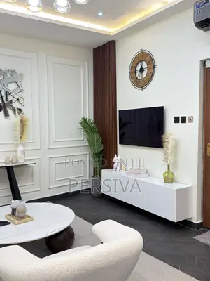 Royce Apartments