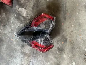 Toyota RAV4 2019 2020 2021 Tail Lights