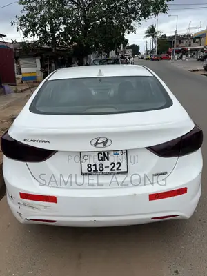 Hyundai Elantra Limited 2012 White