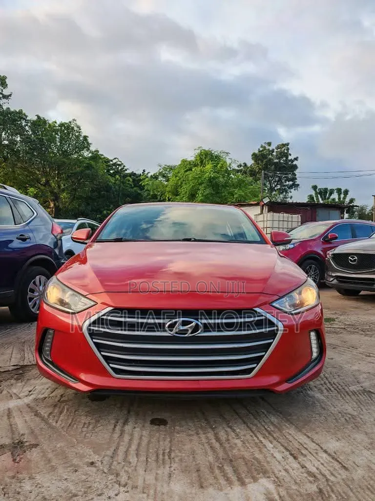 Hyundai Elantra Limited Sedan FWD (2.0L 4cyl 6A) 2017 Red
