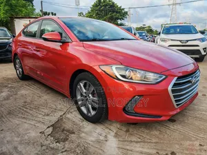 Hyundai Elantra Limited Sedan FWD (2.0L 4cyl 6A) 2017 Red