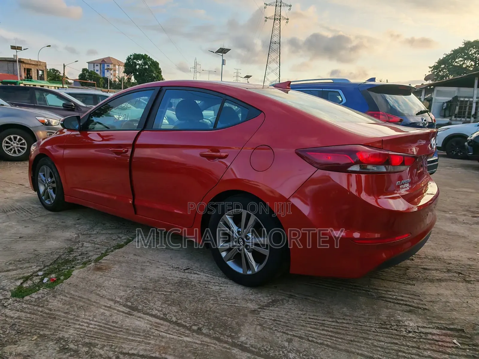 Hyundai Elantra Limited Sedan FWD (2.0L 4cyl 6A) 2017 Red