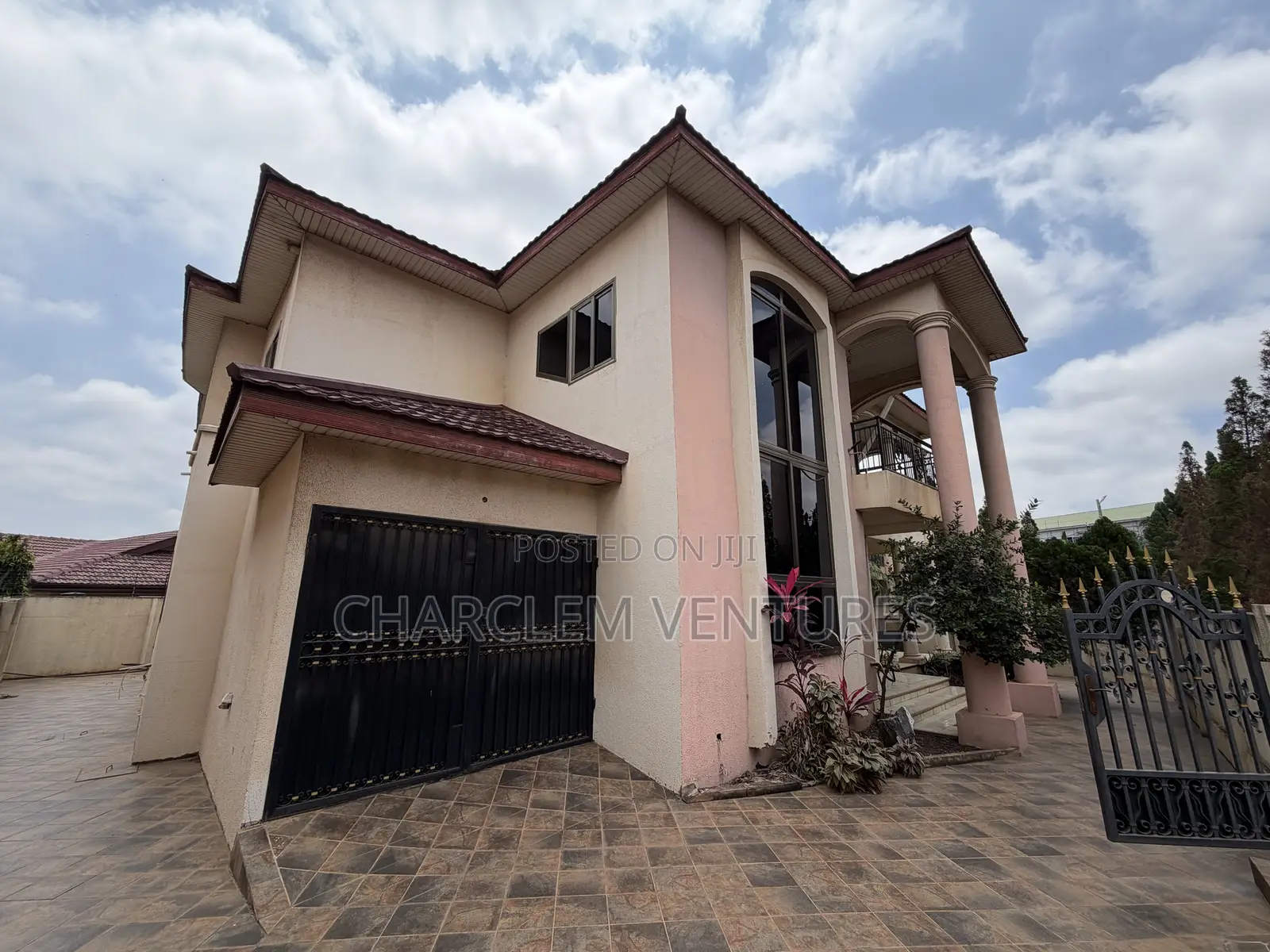 4bdrm House in Charclem Ventures, Accra Metropolitan for rent