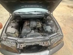 BMW 323i 2003 Gray