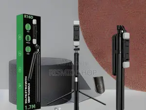 R16d Universal Bluetooth Selfie Stick With Tripod