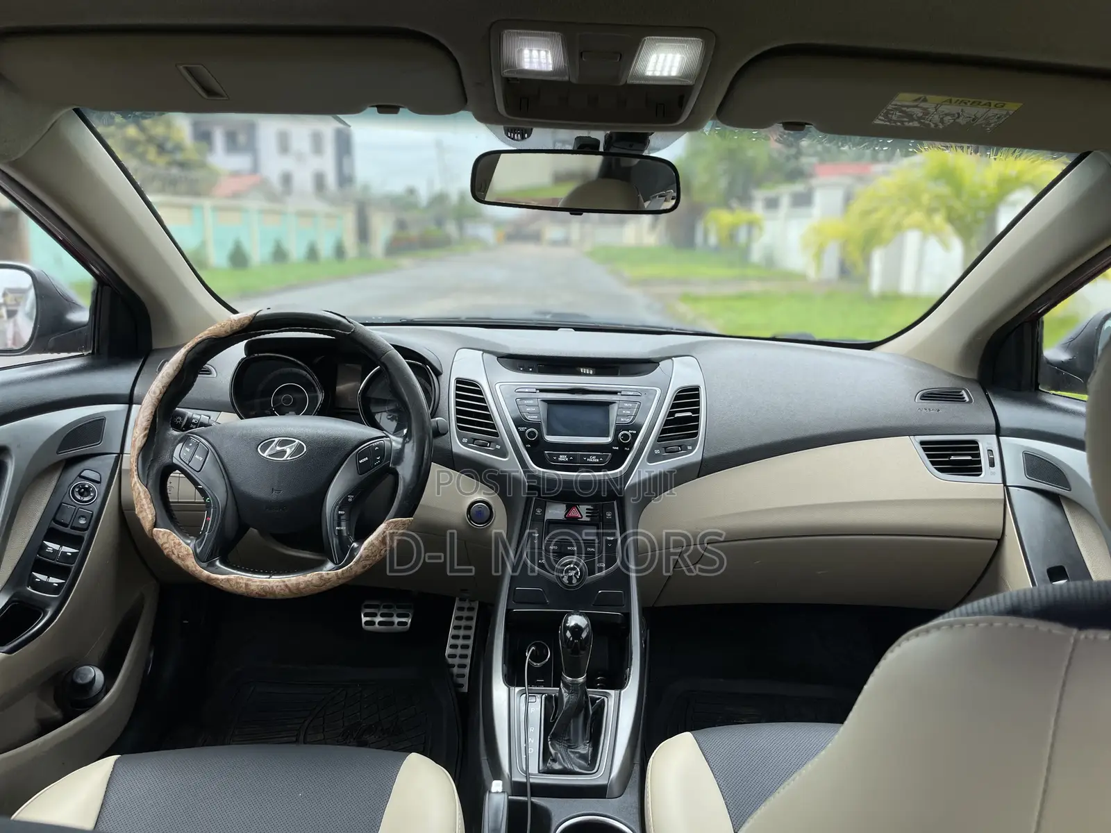 Hyundai Elantra SE 4dr Sedan (1.8L 4cyl 6A) 2015 Red