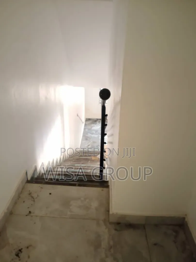 4bdrm Duplex in Wisa Group, Accra Metropolitan for rent