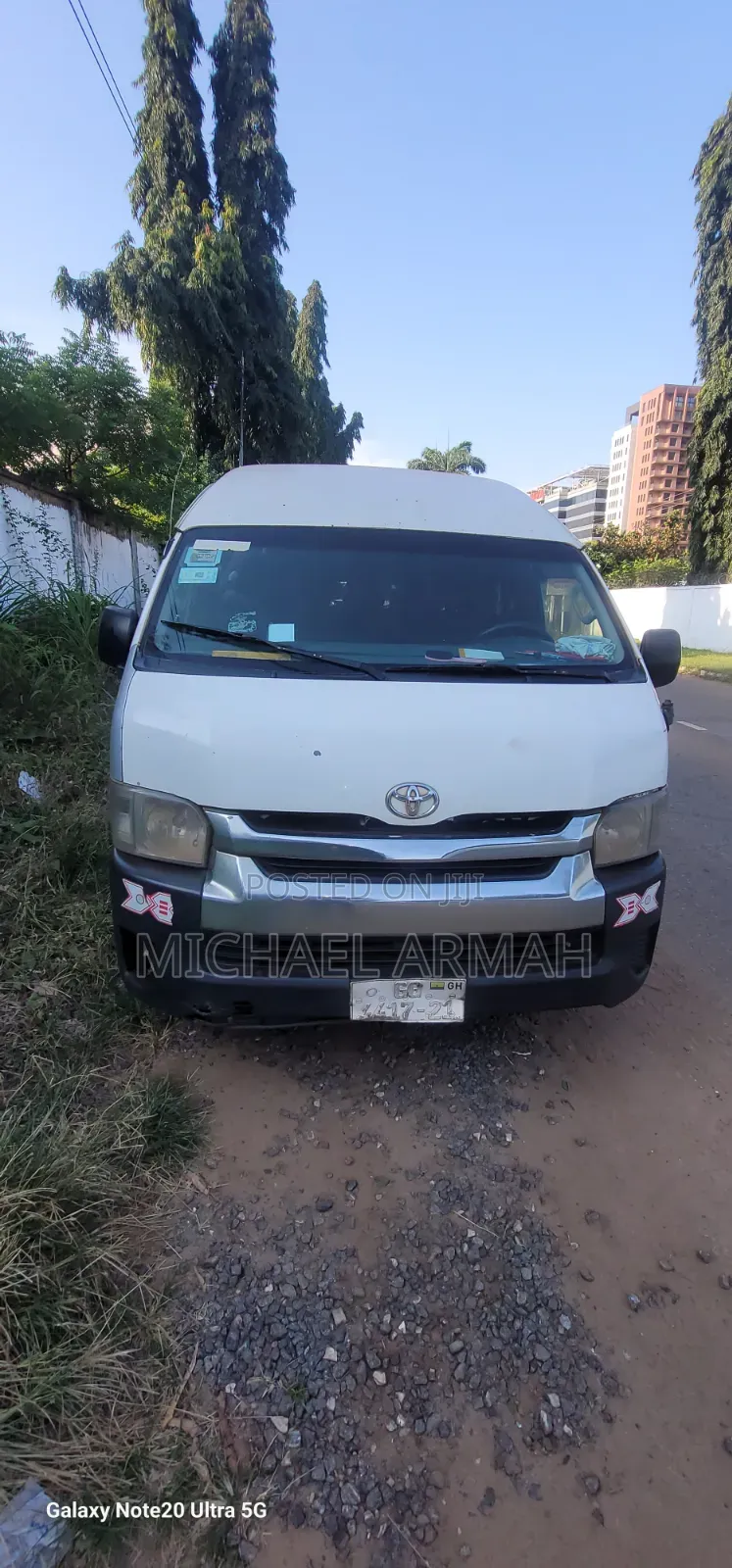 Toyota HiAce 2012 White