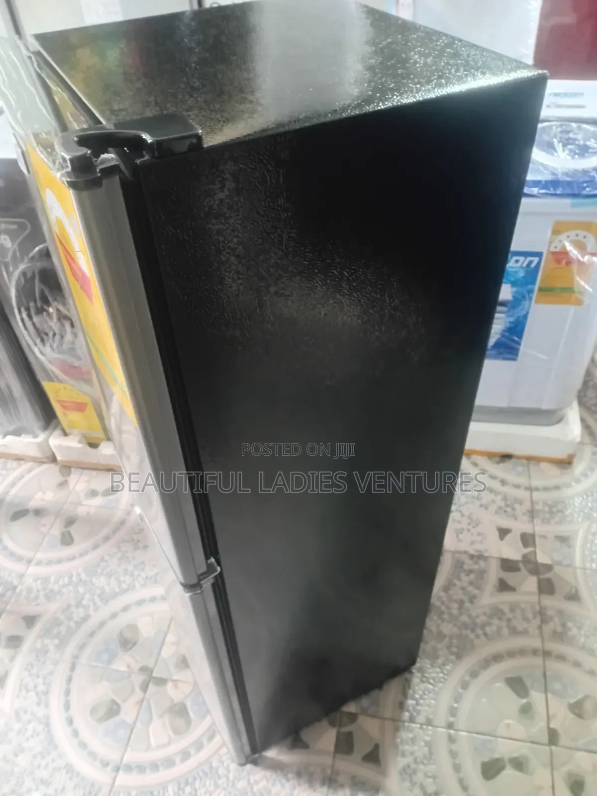 Nasco Fridge Liters 106 Effective for Homes and Schools