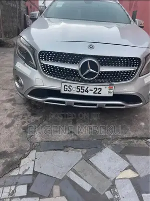 Mercedes-Benz GLA 250 2015 Silver