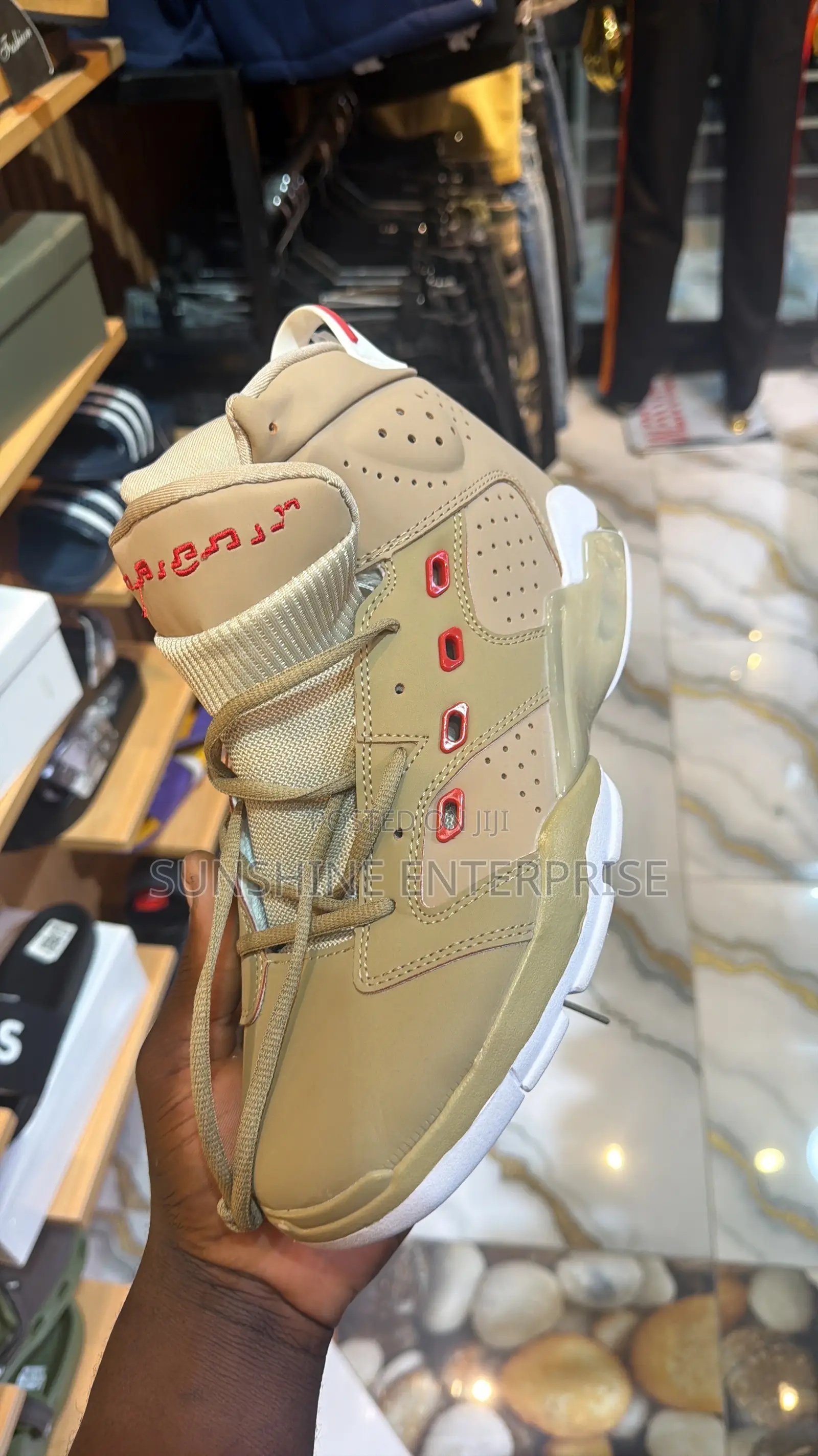 Air Jordan Iv Sneakers