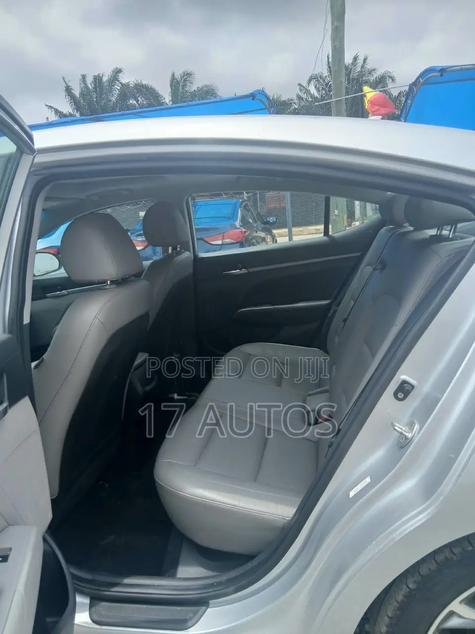 Hyundai Elantra Limited 2019 Silver