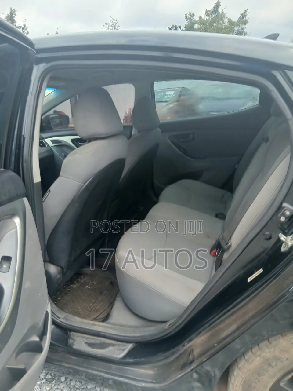 Hyundai Elantra Limited Sedan FWD (1.8L 4cyl 6A) 2013 Black