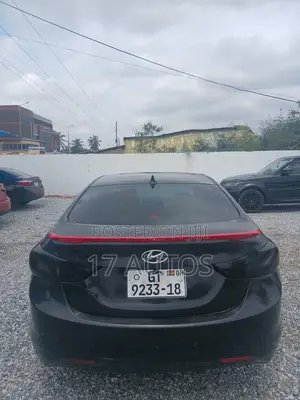 Hyundai Elantra Limited Sedan FWD (1.8L 4cyl 6A) 2013 Black