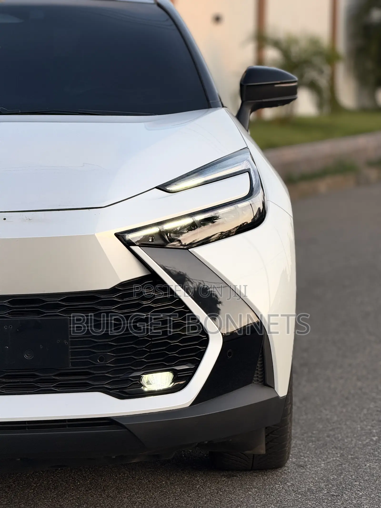 Toyota C-HR 2025 White