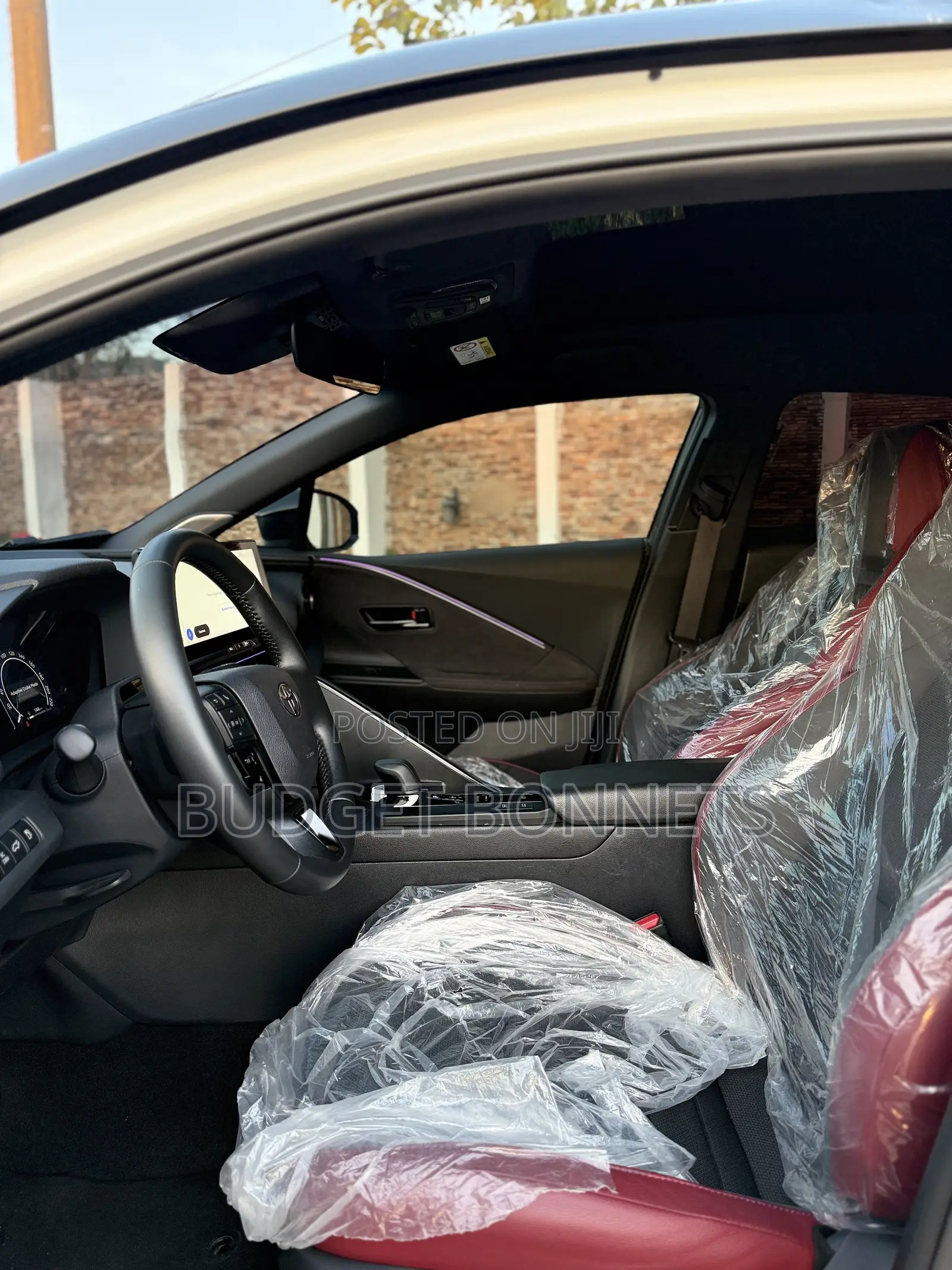 Toyota C-HR 2025 White