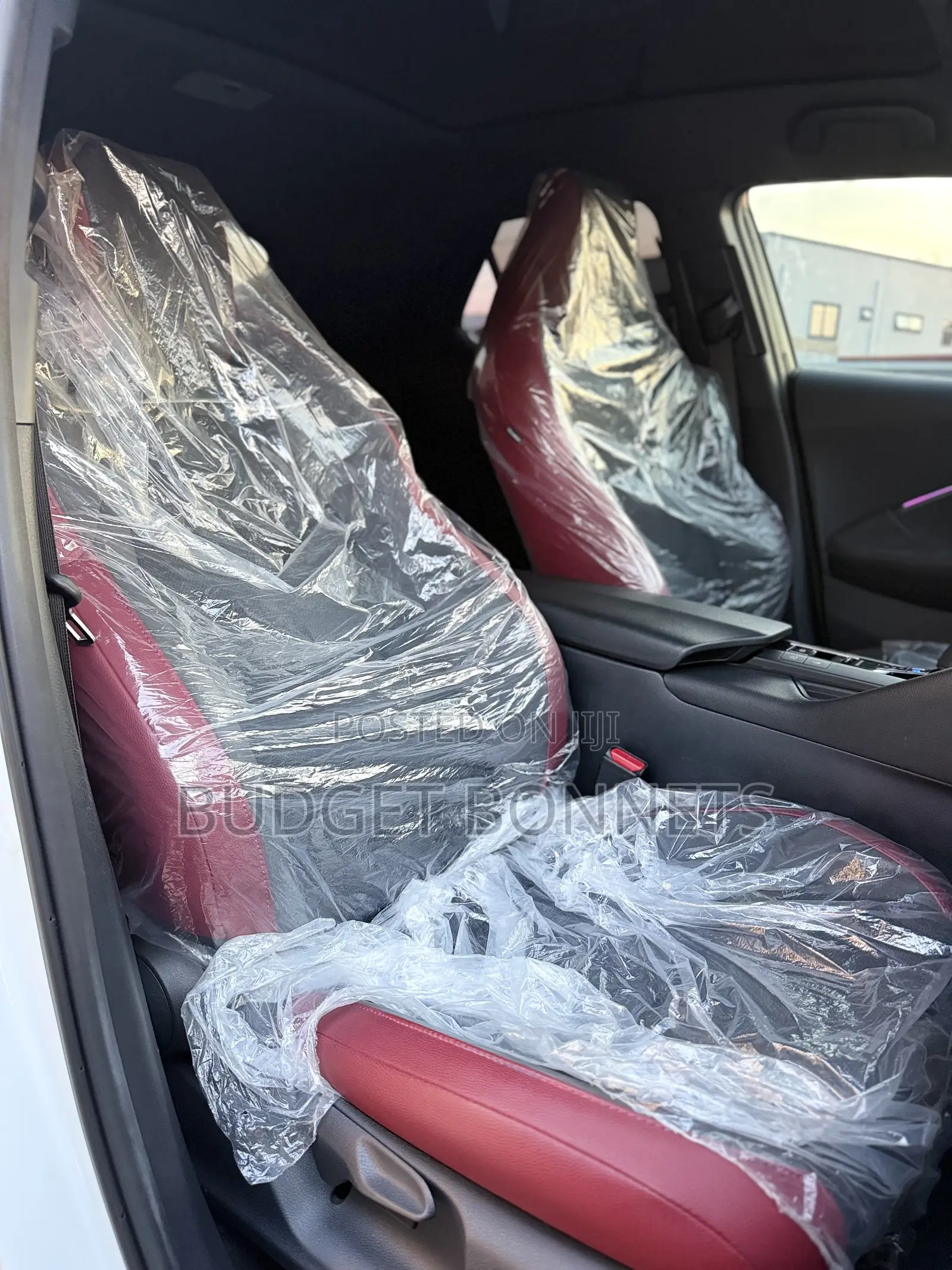 Toyota C-HR 2025 White