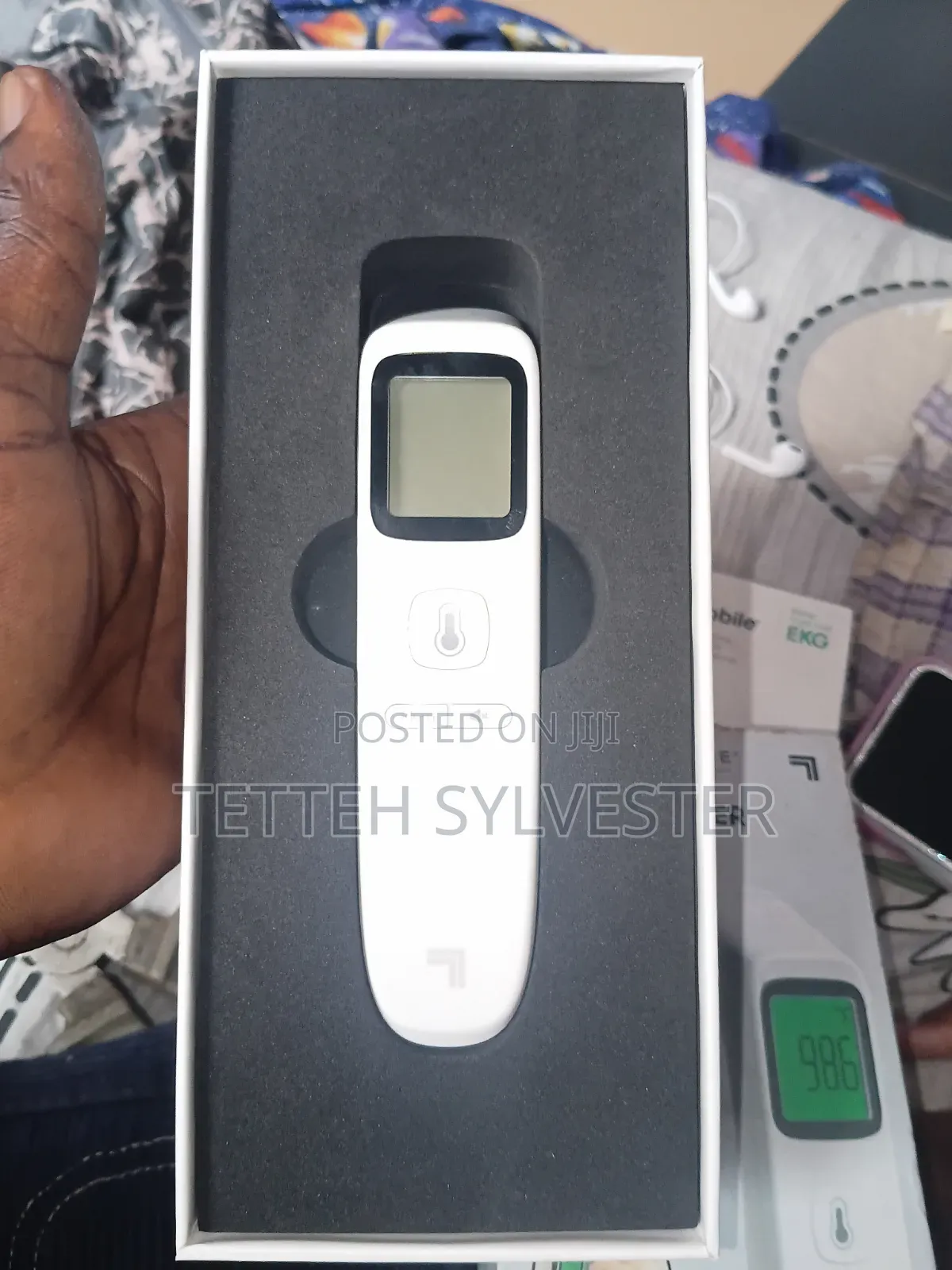 Touchless Thermometer