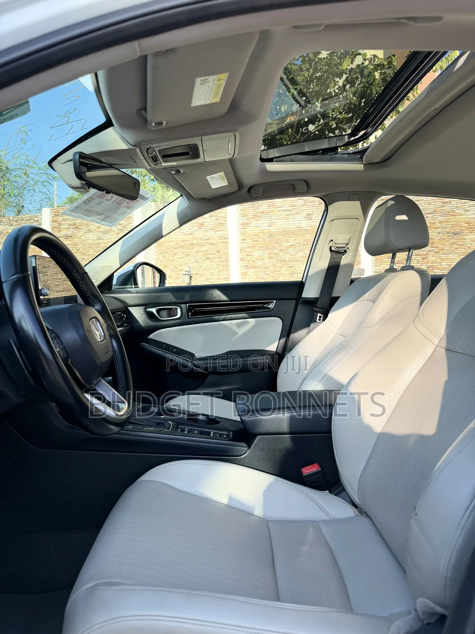 Honda Civic Touring 2022 White