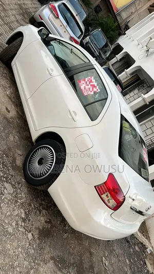 Toyota Yaris 2009 White