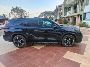 Toyota Highlander XSE 2022 Black