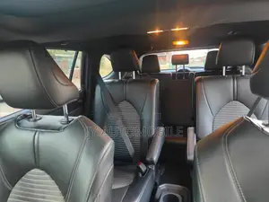 Toyota Highlander XSE 2022 Black