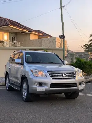 Lexus LX 570 2012 Silver