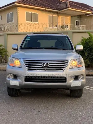 Lexus LX 570 2012 Silver