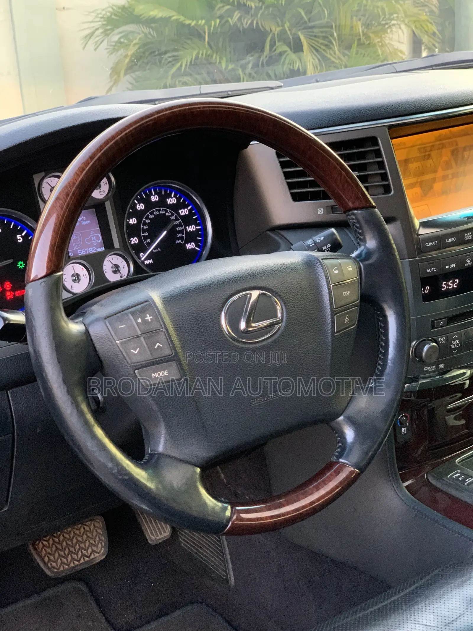 Lexus LX 570 2012 Silver