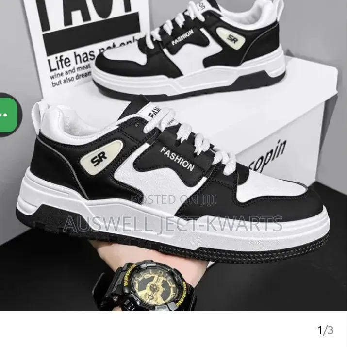 SR Max Black White Sneakers
