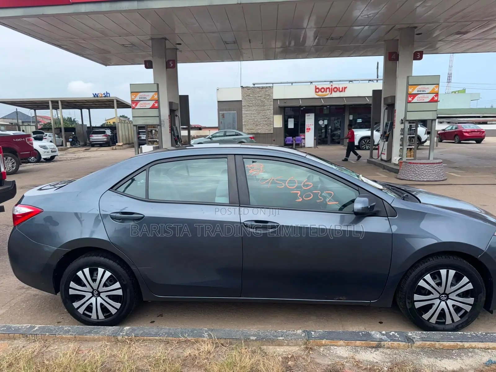 Toyota Corolla LE Eco 4dr Sedan (1.8L 4cyl CVT) 2015 Gray