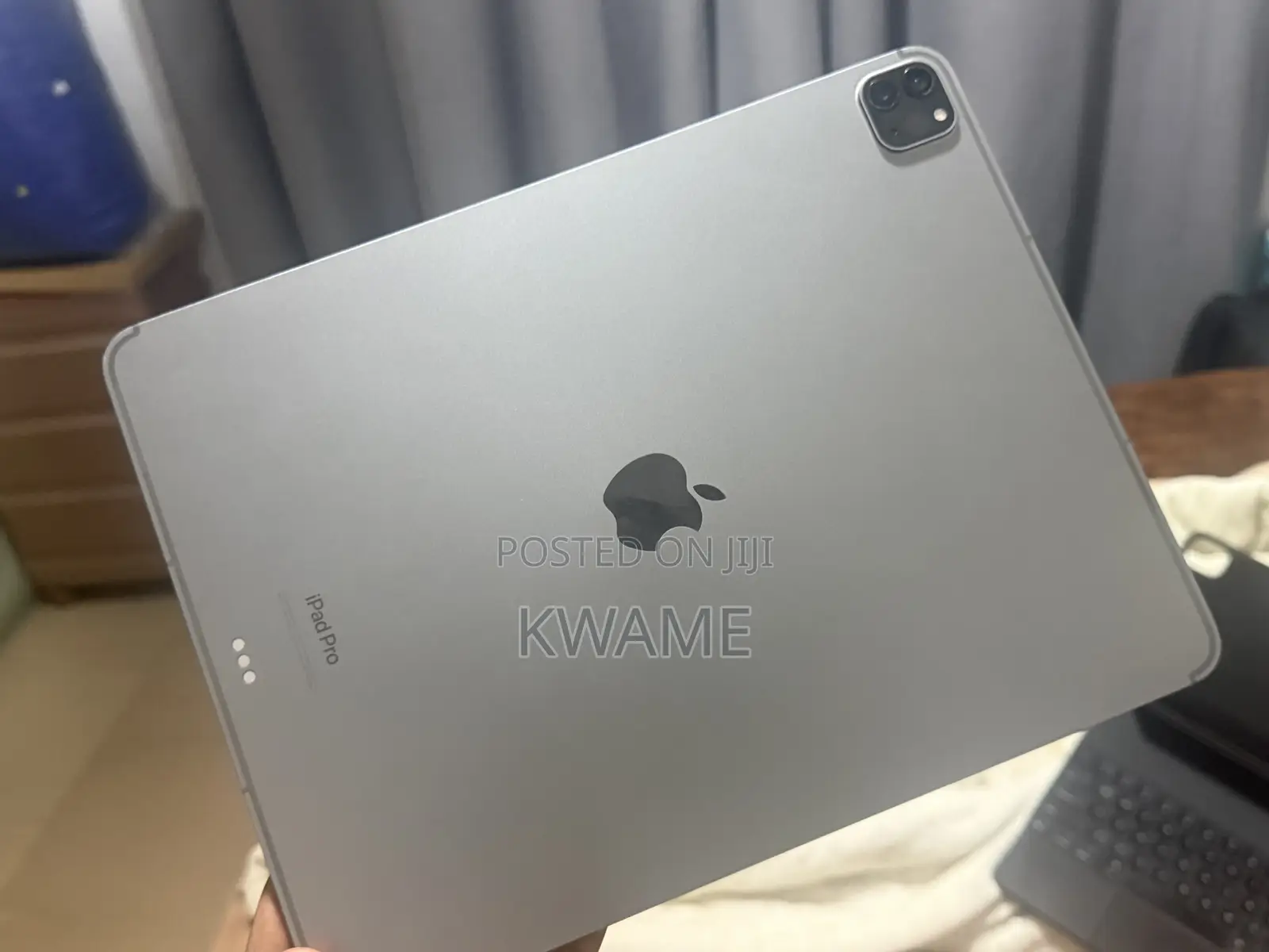 Apple iPad Pro 12.9 (2022) 512 GB Black