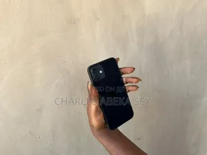 Apple iPhone 12 64 GB Blue