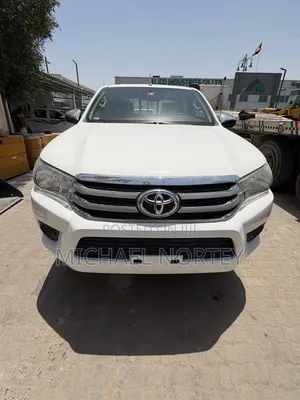 Toyota Hilux 2020 White