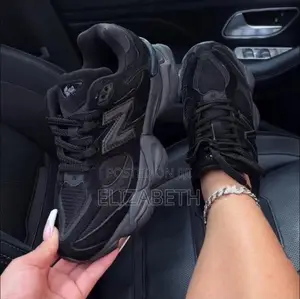 New Balance 9060- Triple Black (Black Cat)