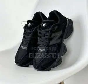 New Balance 9060- Triple Black (Black Cat)