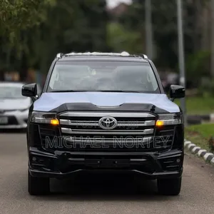 New Toyota Land Cruiser LC300 2025 Black