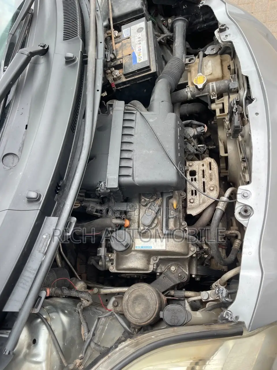 Toyota Vitz 1.3 FWD 5dr 2010 Gray